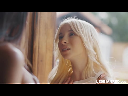 ❤️ Dekle pride domov čez nekaj mesecev in na koncu poje pičko svoje mačehe Anal video pri nas sl.hochu-sex-tomsk.ru