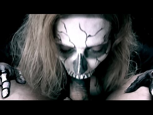 ❤️ Demonsko dekle sesa kurca s svojimi črnimi usti in pogoltne spermo. Anal video pri nas sl.hochu-sex-tomsk.ru